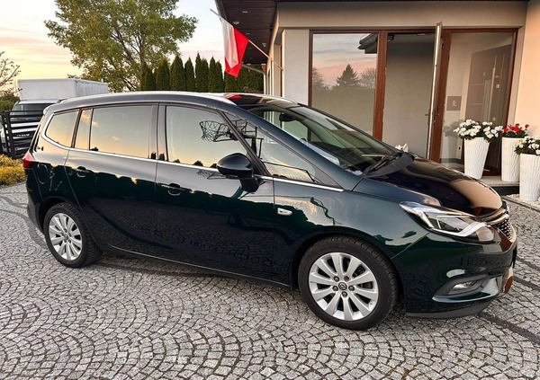 Opel Zafira cena 39600 przebieg: 236000, rok produkcji 2016 z Jawor małe 781